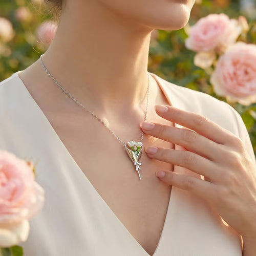 🎁 1+1 GRATIS!! 💐 Halskette mit Blumenstrauß – Einzigartig und persönlich🌸