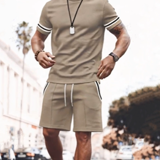 👕 50% RABATT! 🔥 2-teiliges Set aus Gestreiftem T-Shirt & Shorts für Herren – Lässiger Look, Bequemer Schnitt & Perfekt Für Warme Tage ☀️