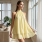 👗🌊 50% RABATT! Leicht fließendes Trägerkleid mit Wickeloptik & ausgestelltem Saum – Perfekt für Sommerpartys & Strand ✨